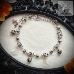 Filigranowy choker beżowy jaspis dalmatyńczyk księżyce moon