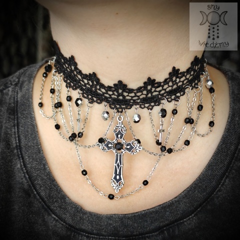 Kolia Dark Cross łańcuszki koronka krzyże goth gothic