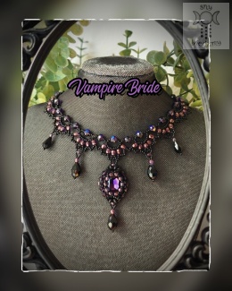 Naszyjnik Vampire Bride fiolet kryształki koraliki kolia beading