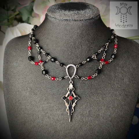 Naszyjniki Vampire Cross kryształki goth gothic stal