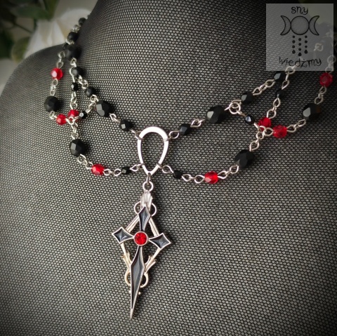 Naszyjniki Vampire Cross kryształki goth gothic stal