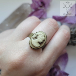 Pierścionek Kamea Bronze owal cameo