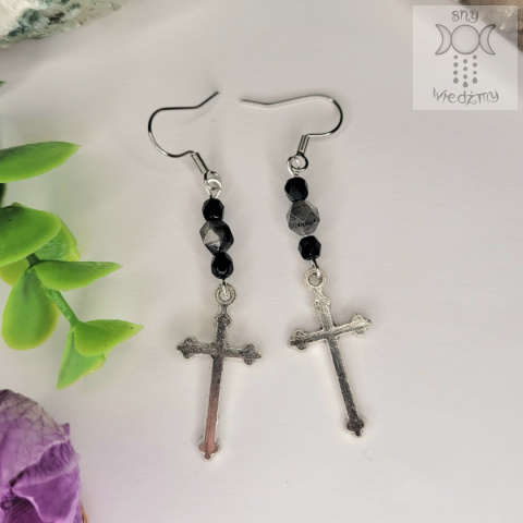 Kolczyki Lili Cross larvikit krzyż