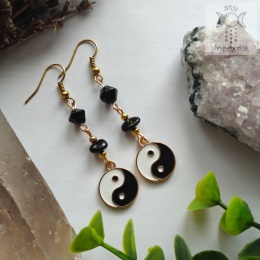 Kolczyki Yin Yang czarny turmalin harmonia amulet talizman witch