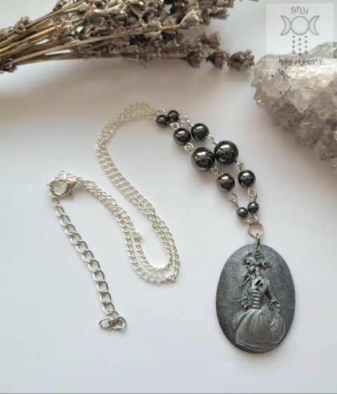 Naszyjnik Necro Cameo dama hematyt kamea Naszyjnik Necro Cameo dama hematyt kamea