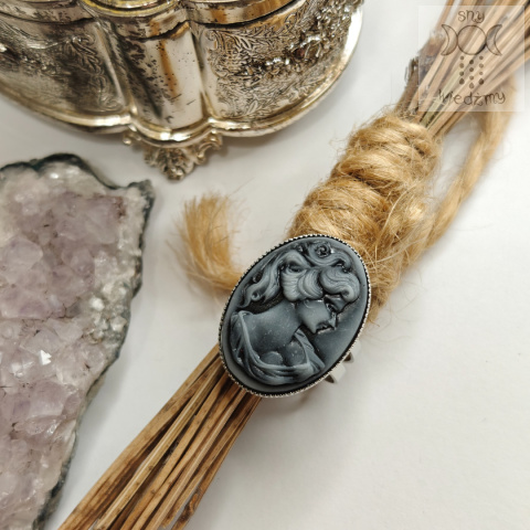 Pierścionek Bat Cameo Kamea Pierścionek Bat Cameo Kamea