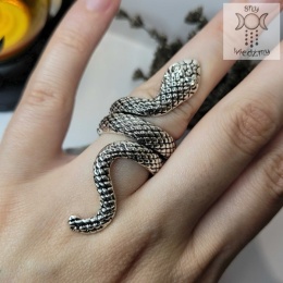 Pierścionek Snake duży wąż w kolorze srebrnym