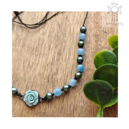 Choker Stone Rose jadeit niebieski hematyt róża