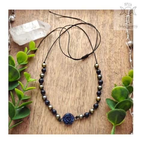 Choker Stone Rose noc kairu hematyt róża