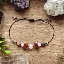 Bransoletka Dark Triple Moon kwarc różowy księżyc