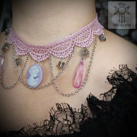 Choker kolia Clarissa Cameo kamea gwiazdy łańcuszki fiolet