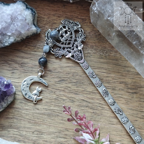 Kitty Explorer zakładka do książki szpilka do włosów larvikit