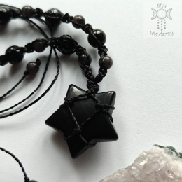 Makramowy naszyjnik gwiazda onyks uleksyt makrama
