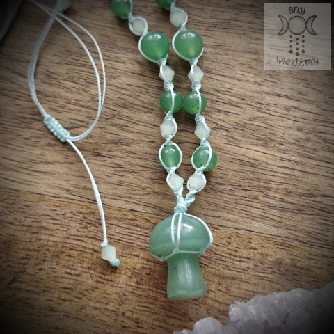 Naszyjnik Grzybek awenturyn makrama jesieniara