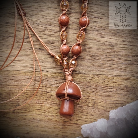 Naszyjnik Grzybek obsydian mahoniowy piasek pustyni