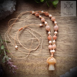 Naszyjnik Grzybek jadeit makrama jesieniara