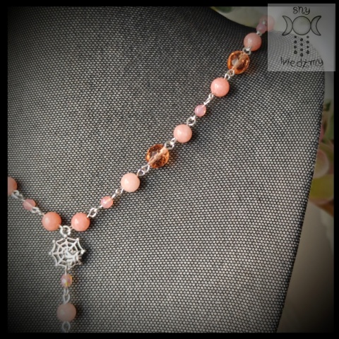 Naszyjnik Rose Spider jadeit kryształki pająk pajęczyna