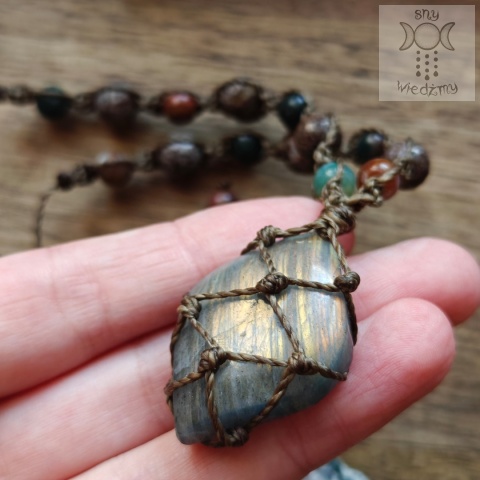 Makramowy naszyjnik labradoryt Agat indyjski obsydian śnieżny brązowy makrama