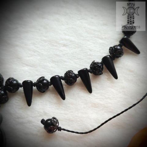 Naszyjnik Crystal Spike Ankh ćwieki kolce kły