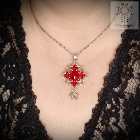 Naszyjnik Lonely Star czerwony beading goth gothic gwiazda