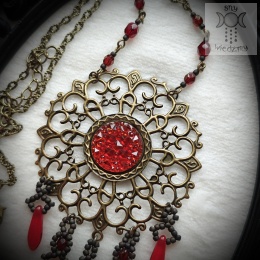 Naszyjnik Red Rosette koraliki goth gothic victorian beading