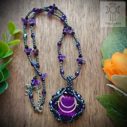 Naszyjnik Velvet Luna ametyst ciemny fioletowy księżyc beading