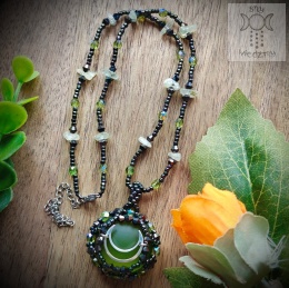 Naszyjnik Velvet Luna prehnit zielony księżyc beading