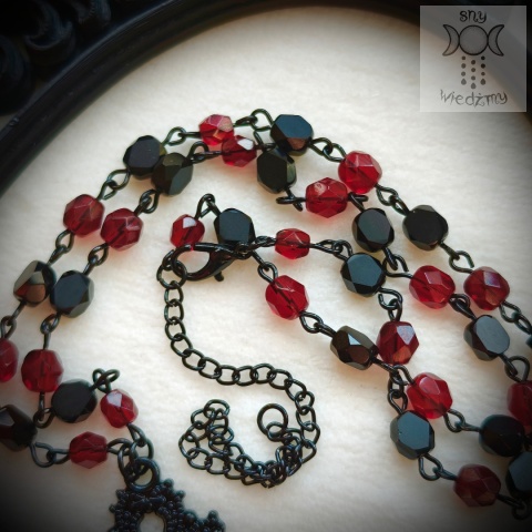 Naszyjnik Flower Cross Dark długi Krzyż onyks goth Gothic gotycki